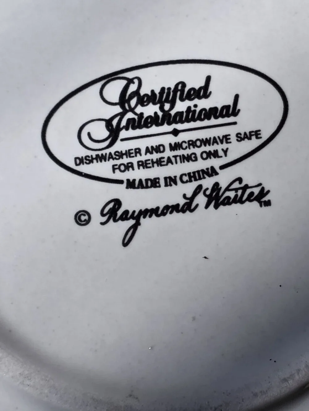 Certified International Raymond Waites Festive Angels 5.25” Christmas Plate